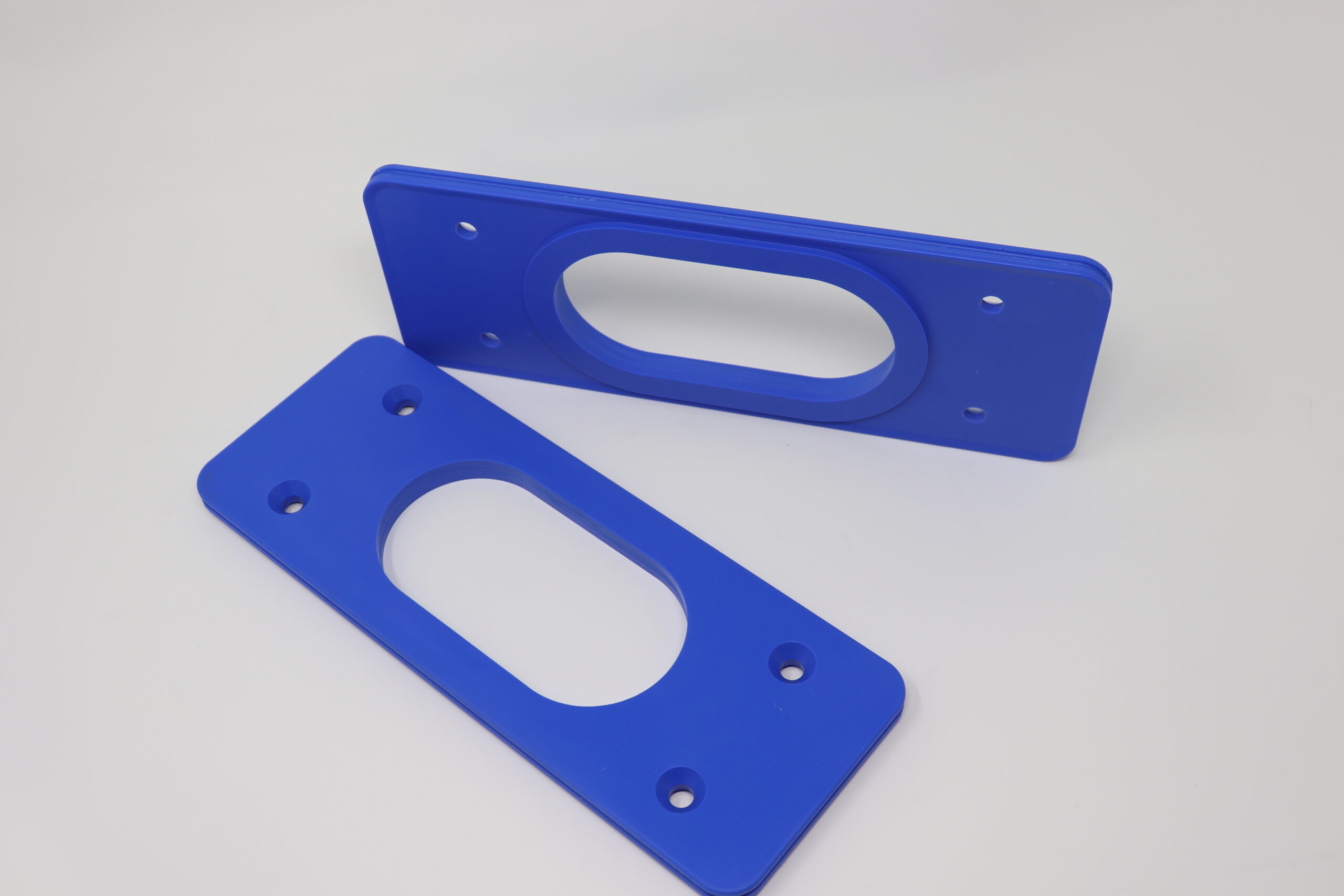 Blue molded plastic component